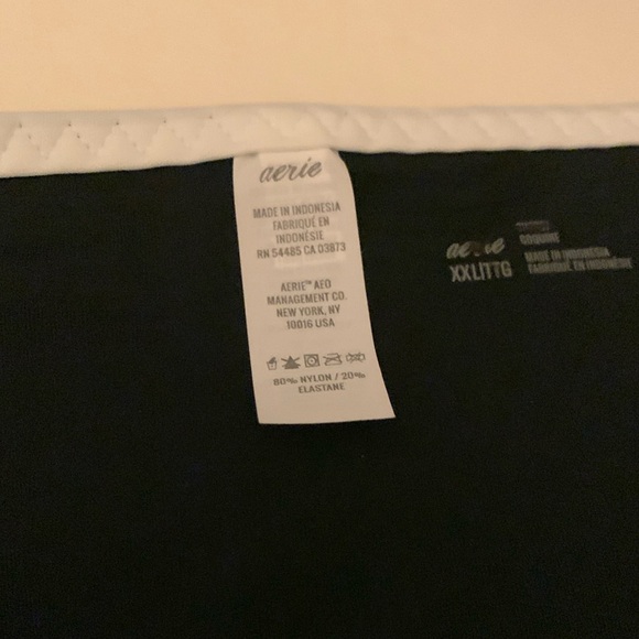 FREE if bundle with 30$ of purchase, NWT Black and Blue Bikini Bottom - Picture 2 of 4